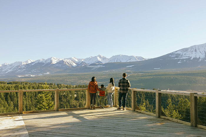 Family enjoying view over mountains