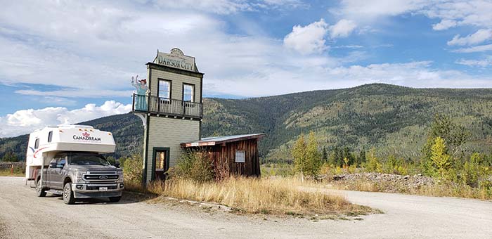 Welcome to Dawson City installation