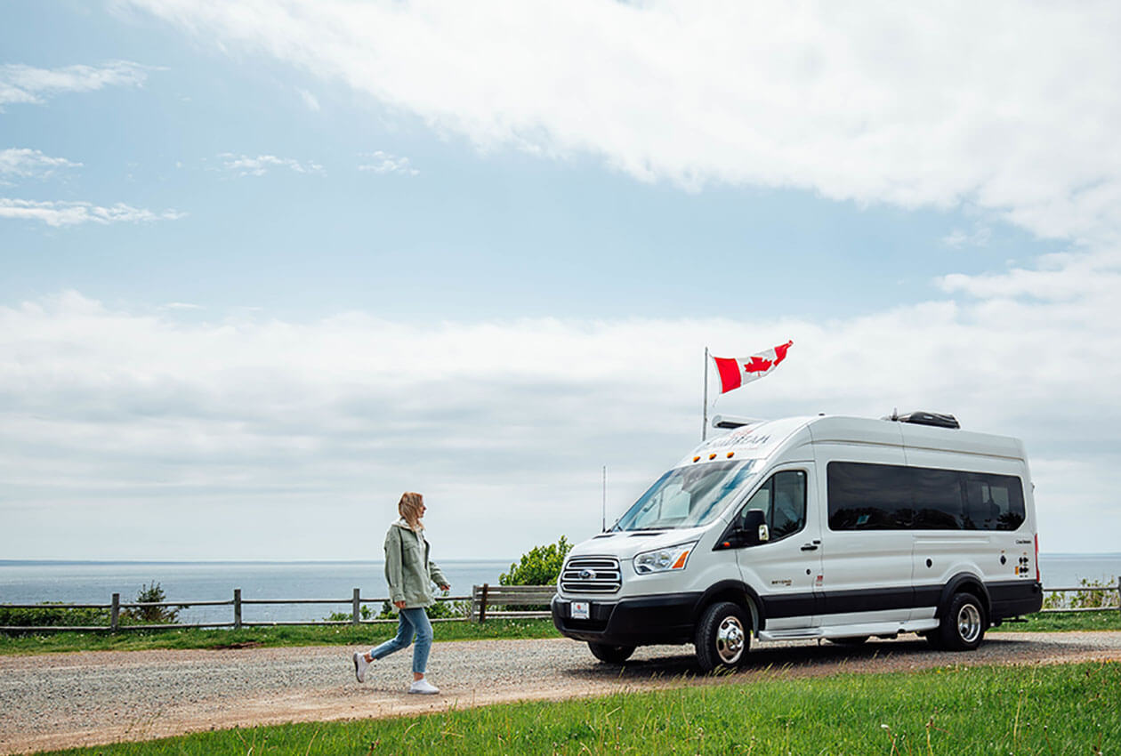 Camper Van | Van Camper | Rental | CanaDream