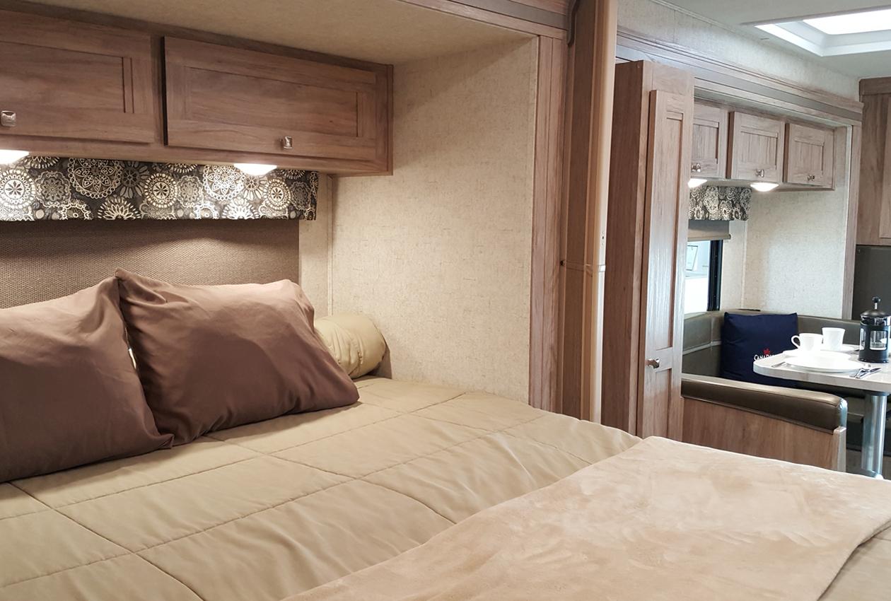 Rv Als B Van Conversion Super Camper Canadream It S Extra Space For Enjoyment