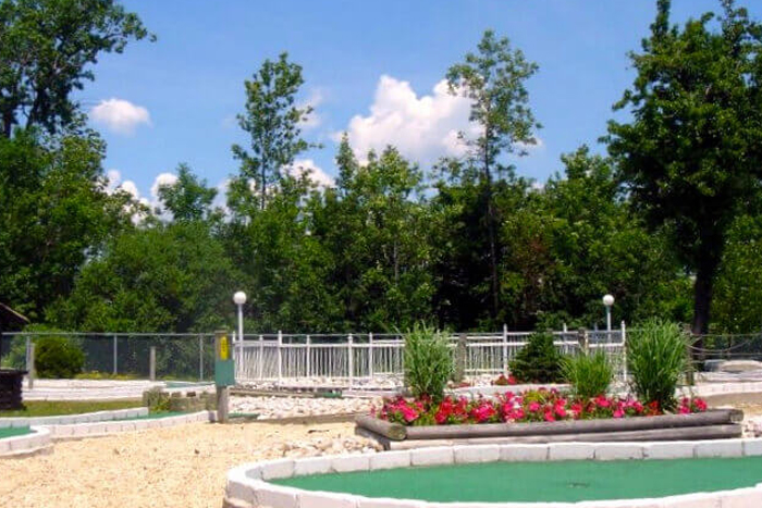 jellystone-park-niagara.jpg jellystone-park-niagara.jpg