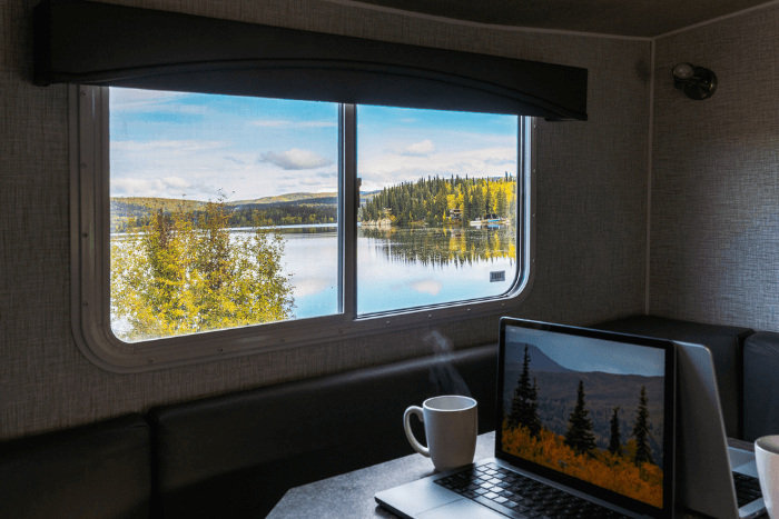 Top-Tips-RV-Buying-Blog-Image-700x467.png Top-Tips-RV-Buying-Blog-Image-700x467.png