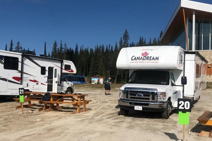 Camping-Big-White.jpg Camping-Big-White.jpg