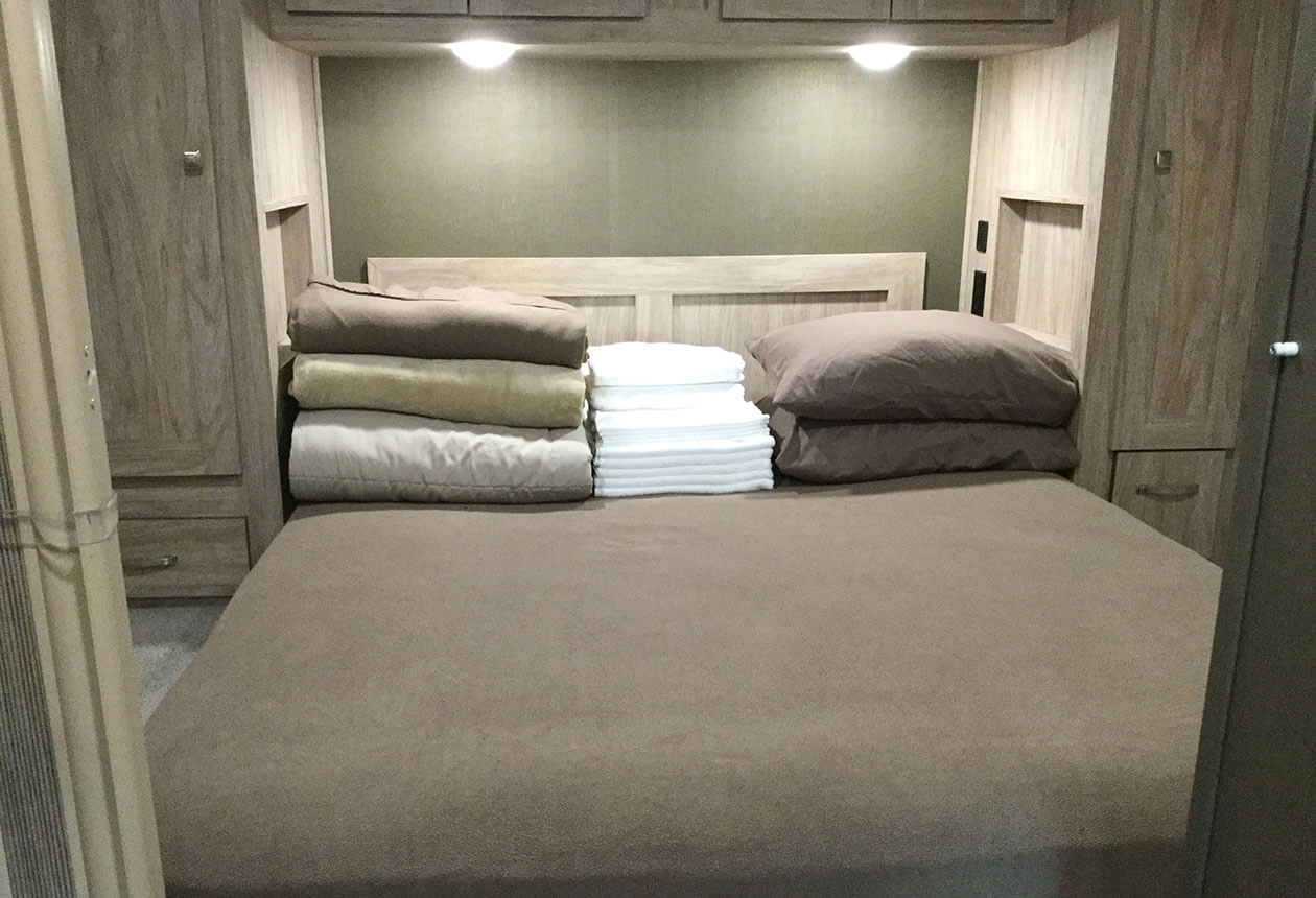 CanaDream RV Winter-ready RV rear bed with fleece sheets