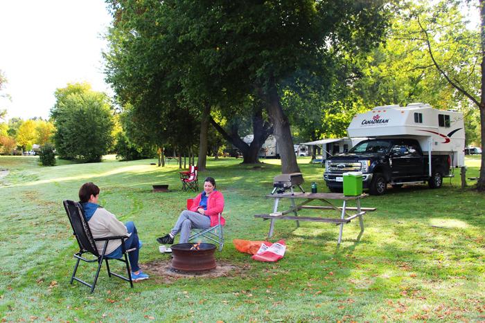 tca-camping-people-canadream-(1).jpg tca-camping-people-canada-trees
